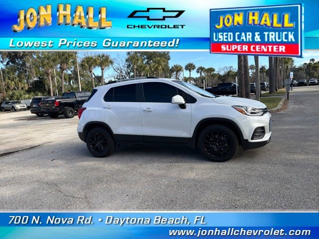 Used 2022 Chevrolet Trax LT w/ Driver Confidence Package image 16