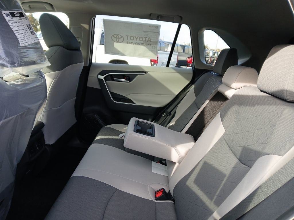 New 2025 Toyota RAV4 XLE image 9
