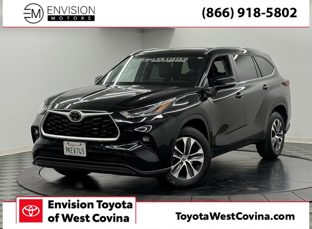 Used 2024 Toyota Highlander XLE