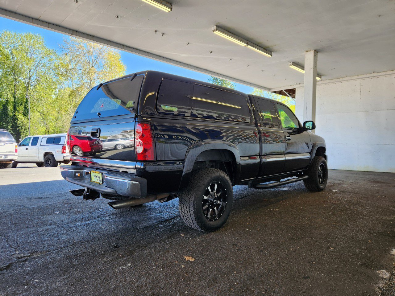 Used 2003 GMC Sierra 2500 SLT w/ SLT Preferred Equipment Group AWD/4WD image 3
