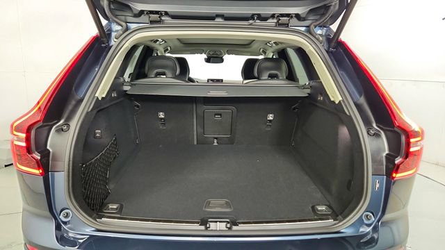 New 2026 Volvo XC60 B5 Ultra w/ Climate Package AWD/4WD image 40