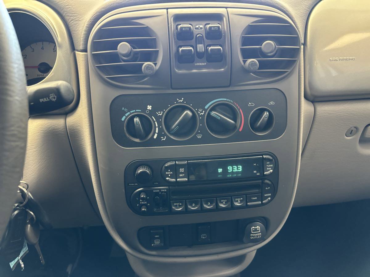 Used 2002 Chrysler PT Cruiser Touring image 15
