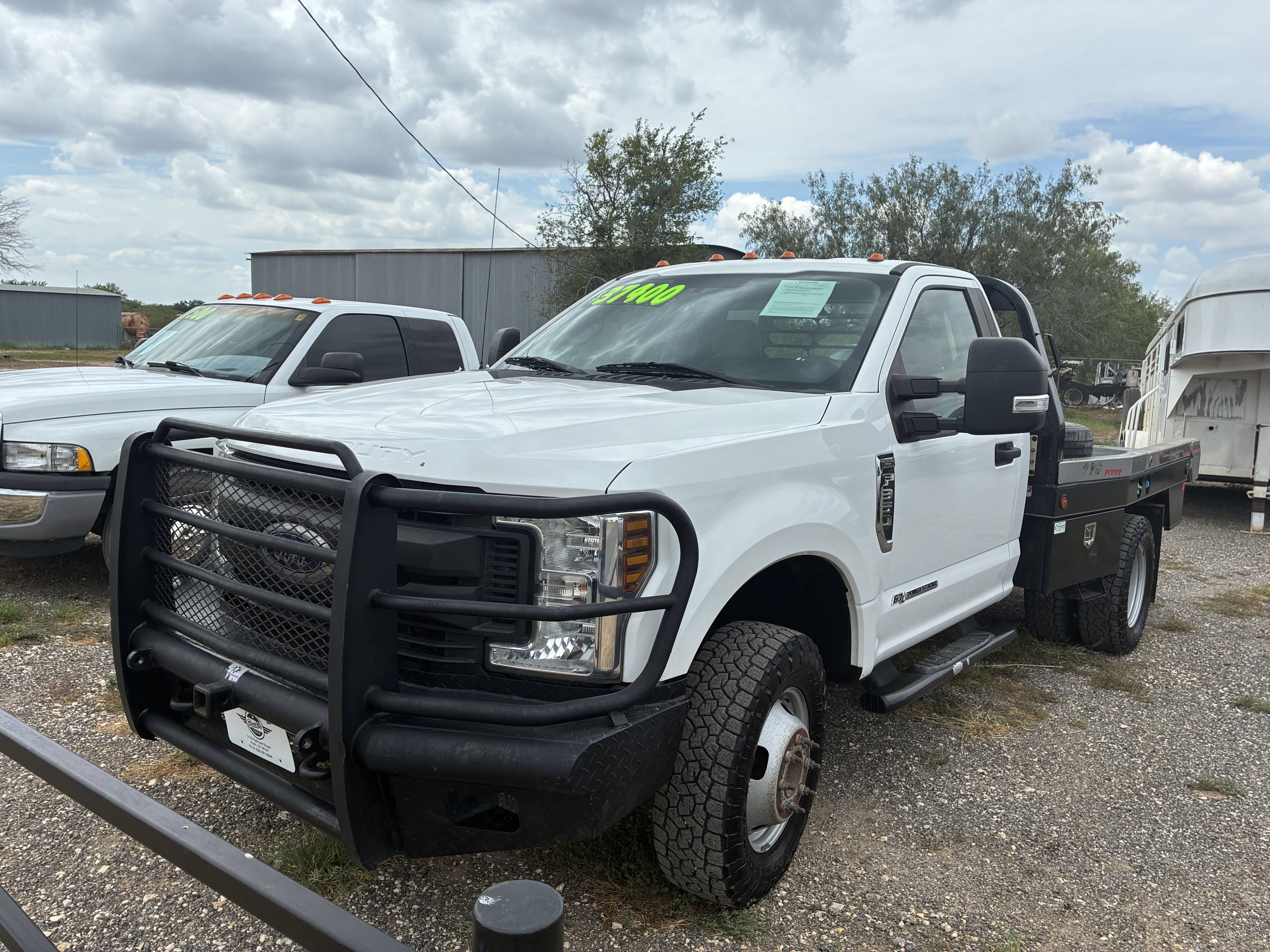 Used 2018 Ford F350 XL w/ Power Equipment Group AWD/4WD image 4