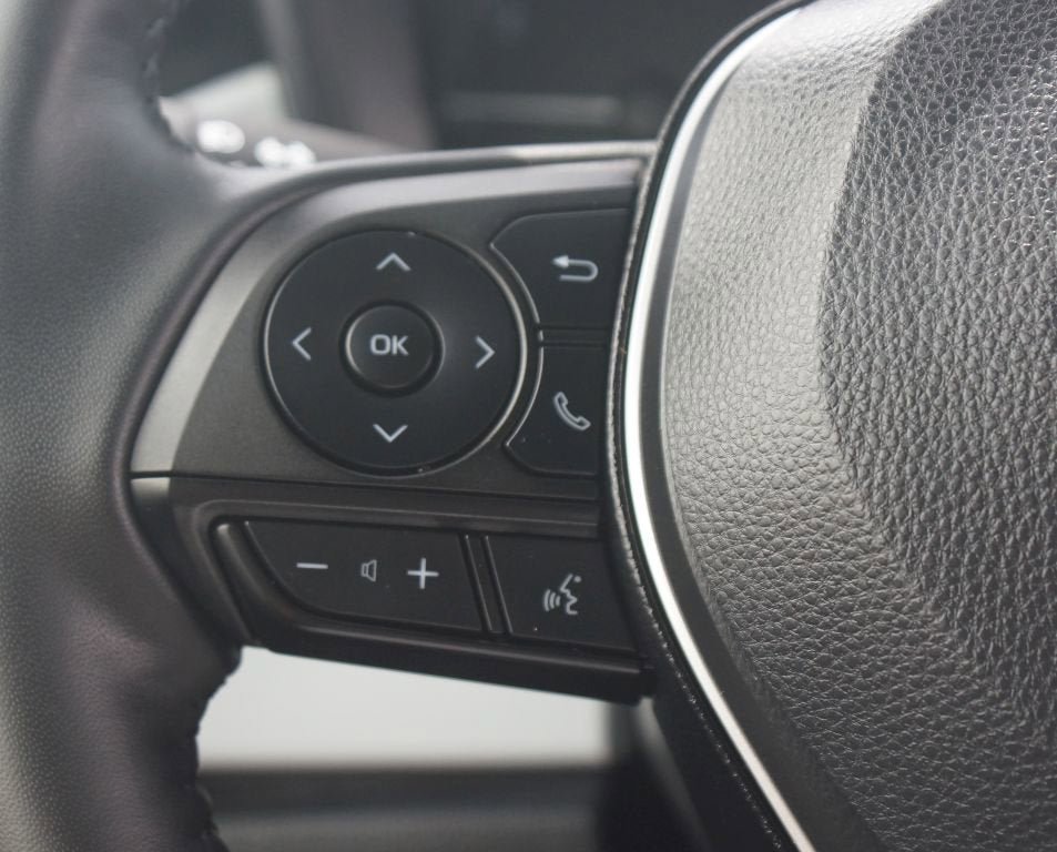 Used 2024 Toyota Corolla SE AWD/4WD image 9