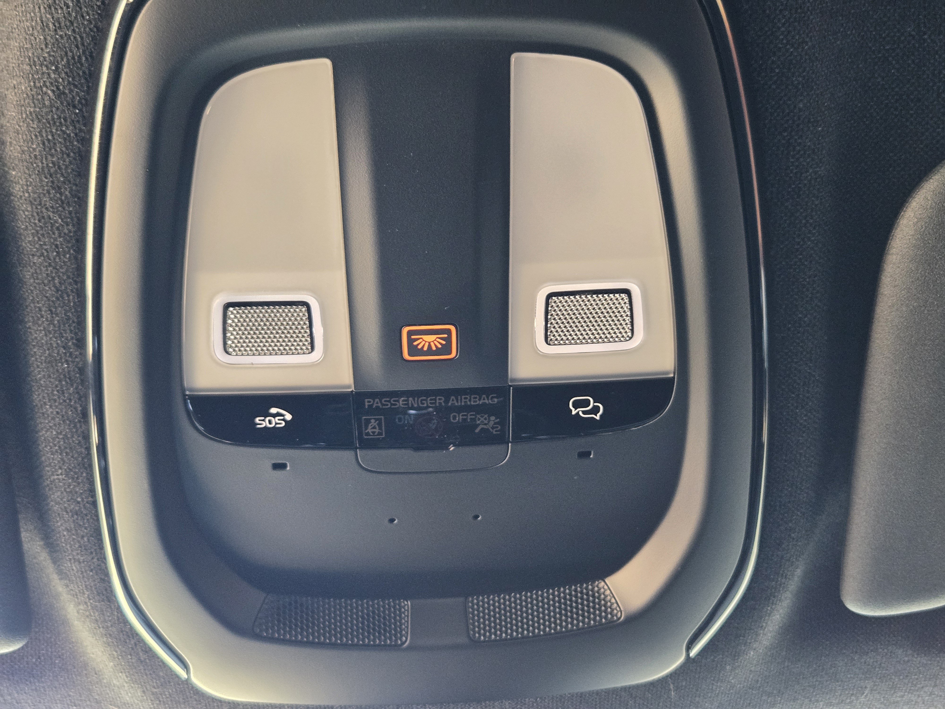 Certified 2023 Volvo C40 P8 Recharge Ultimate AWD/4WD image 22