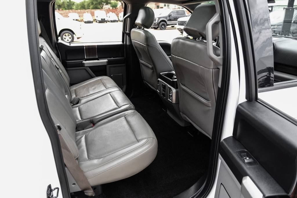 Used 2016 Ford F150 Lariat w/ Equipment Group 502A Luxury AWD/4WD image 46