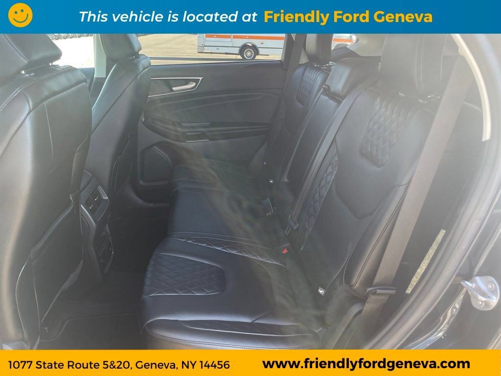 Used 2023 Ford Edge Titanium AWD/4WD image 33