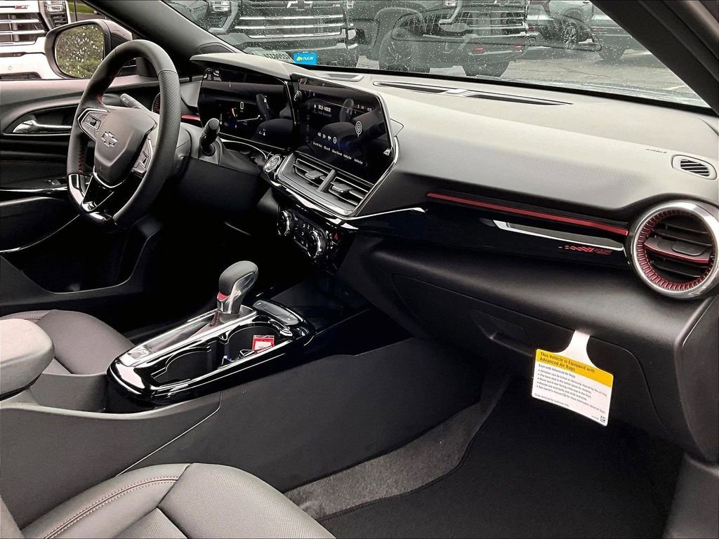 New 2026 Chevrolet Trax RS w/ Sunroof Package FWD image 10