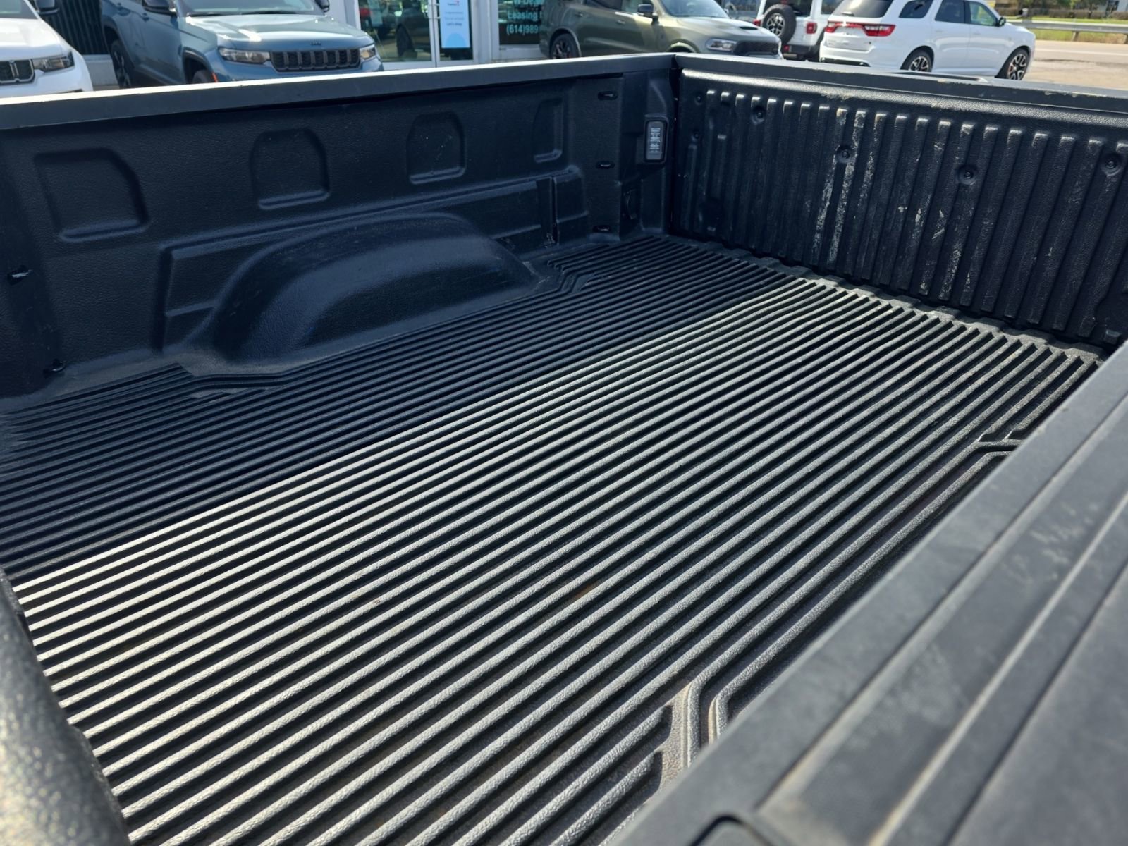 Used 2025 Chevrolet Silverado 2500 LT w/ Convenience Package image 10