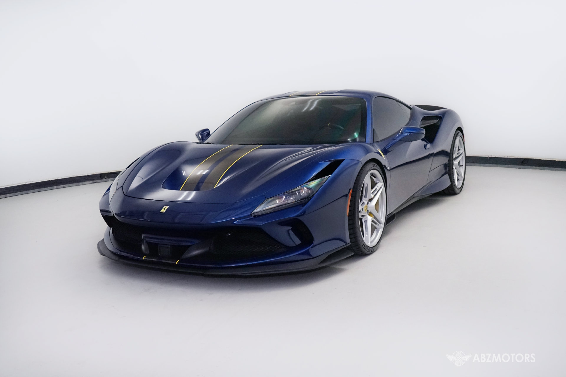 Used 2021 Ferrari F8 Tributo RWD image 2
