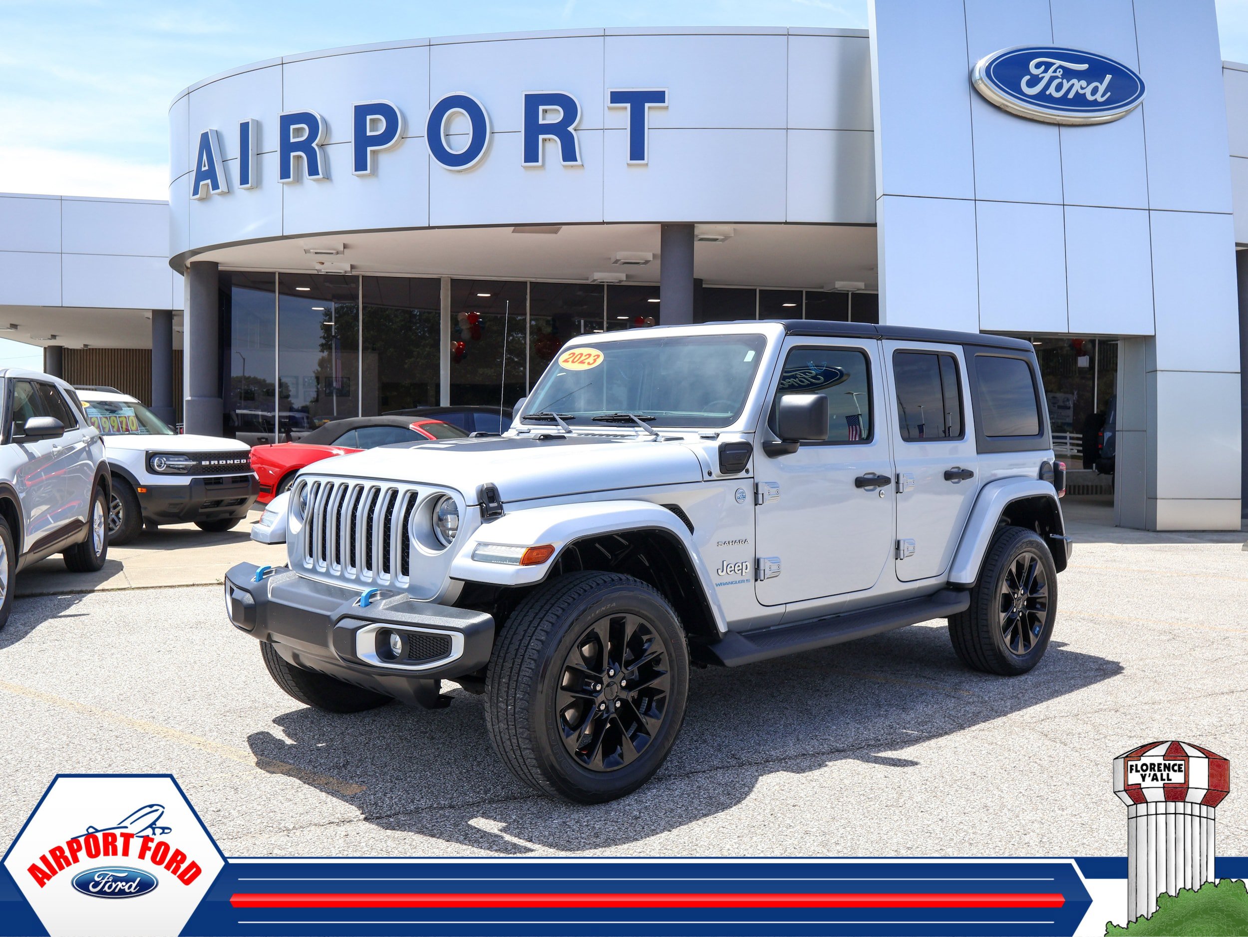 Used 2023 Jeep Wrangler Unlimited Sahara w/ Cold Weather Group AWD/4WD image 1