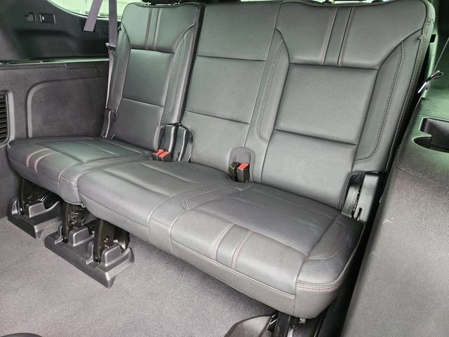 Used 2022 Chevrolet Suburban RST w/ Luxury Package RWD image 31