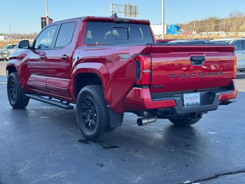 Certified 2024 Toyota Tacoma TRD Sport w/ TRD Sport Premium Package AWD/4WD image 7