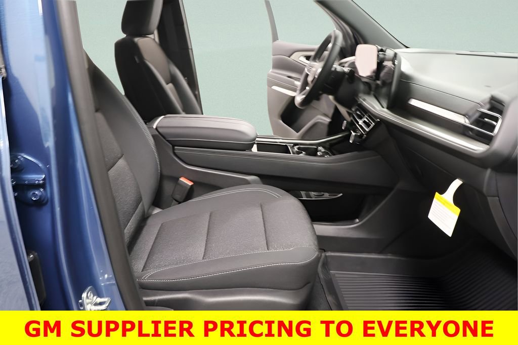 New 2026 Chevrolet Traverse LT w/ Sun and Wheel Package image 32