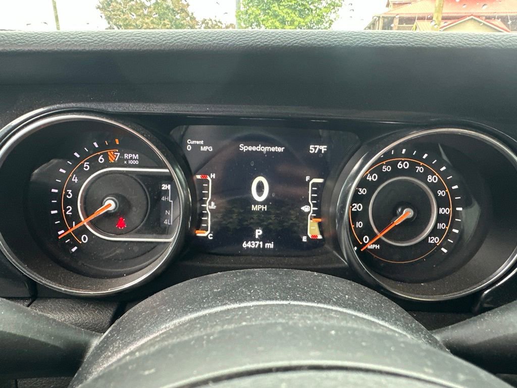 Used 2022 Jeep Gladiator Sport AWD/4WD image 6