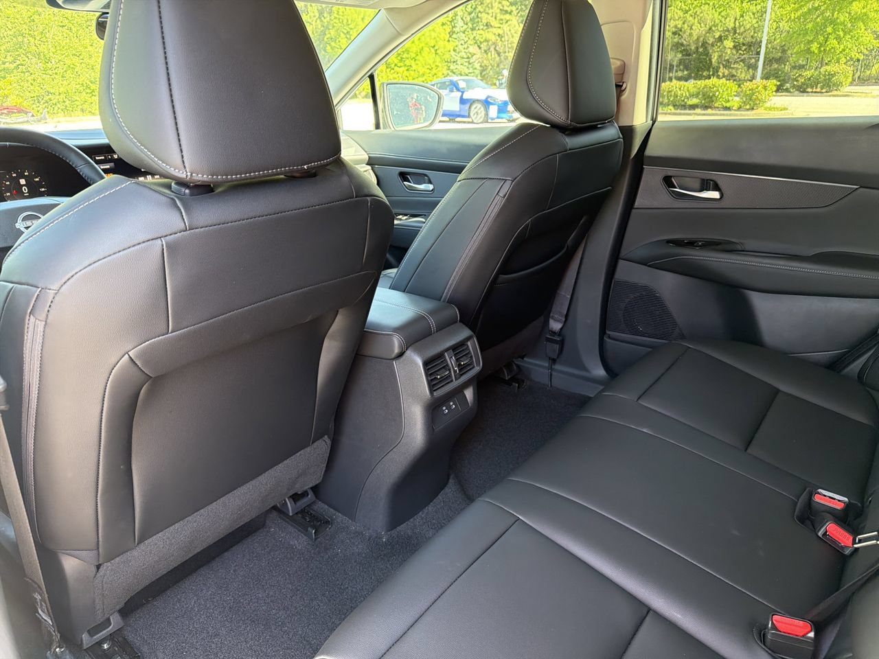 Used 2025 Nissan Murano SV w/ Cargo Package AWD/4WD image 18