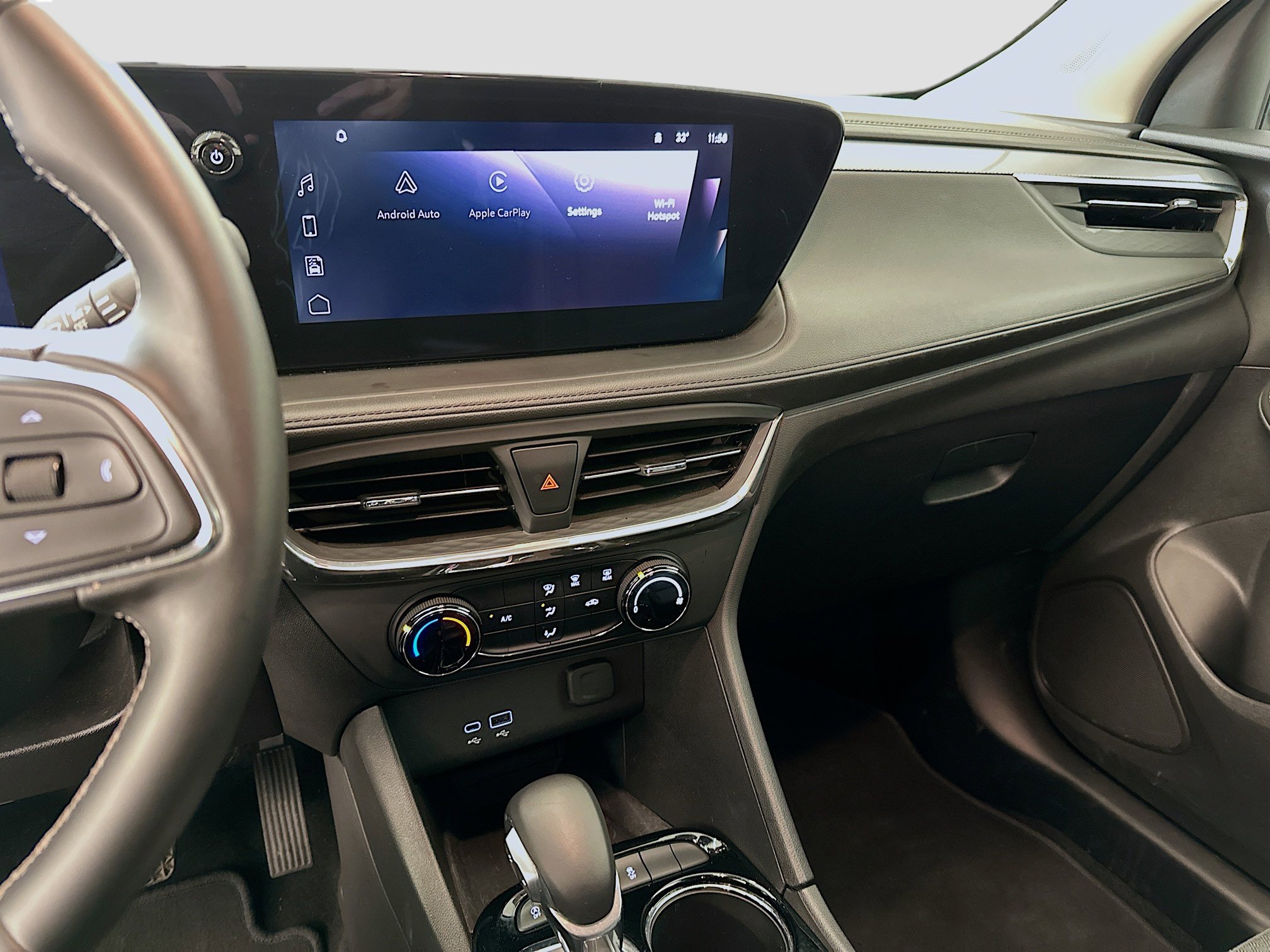 Used 2025 Buick Encore GX Preferred image 25