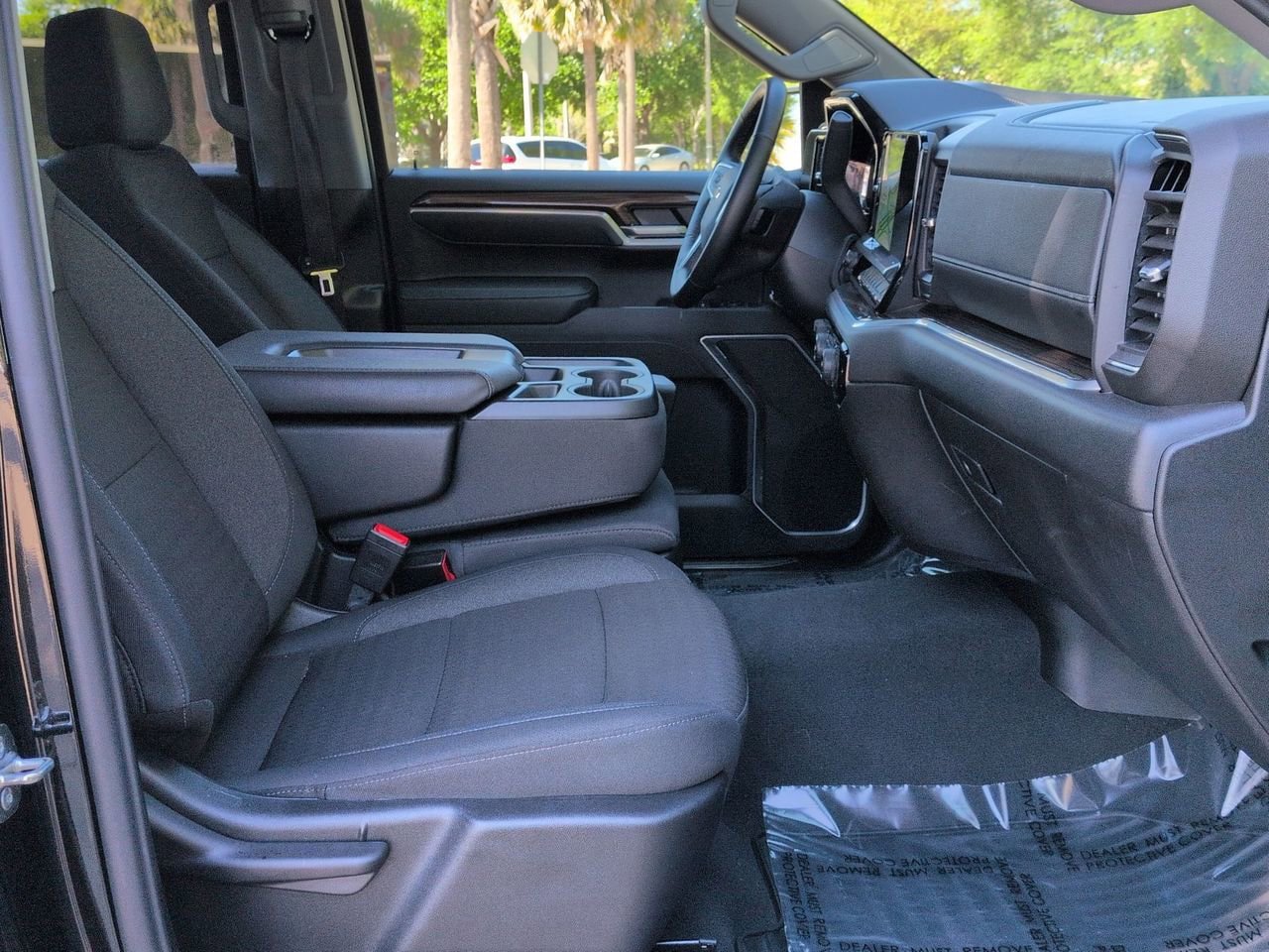 Certified 2026 Chevrolet Silverado 1500 LT RWD image 25
