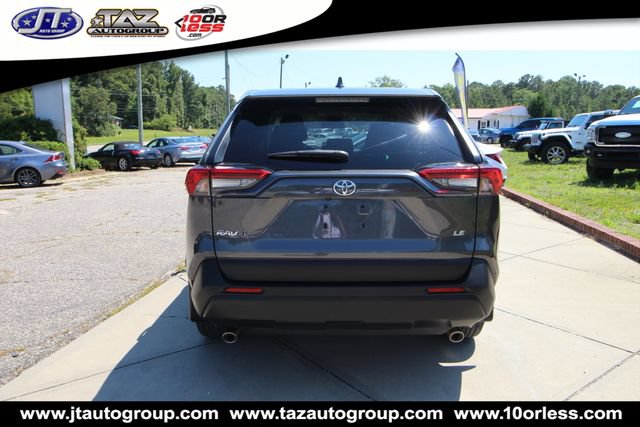 Used 2024 Toyota RAV4 LE FWD image 6