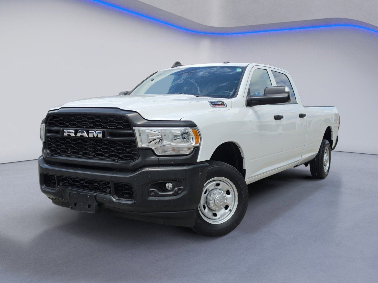 Used 2022 RAM 2500 Tradesman w/ Safety Group RWD video 2