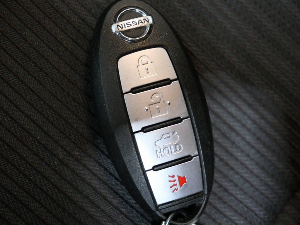 Used 2022 Nissan Sentra SV image 24