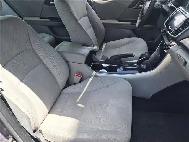 Used 2016 Honda Accord EX image 19