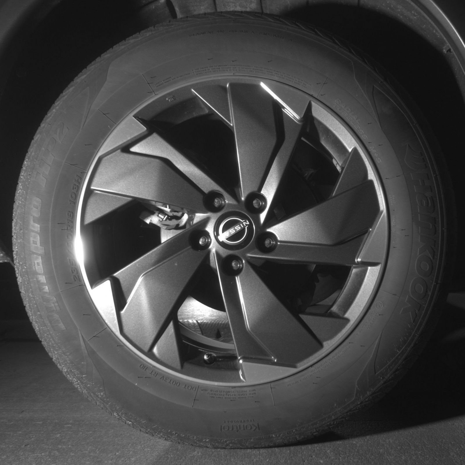 Used 2025 Nissan Rogue SV AWD/4WD image 18