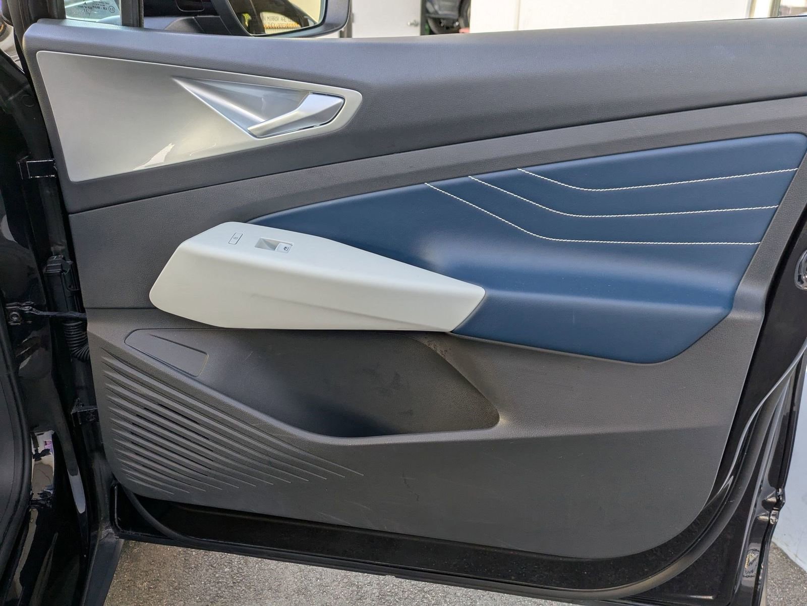 Used 2023 Volkswagen ID.4 Pro S image 20