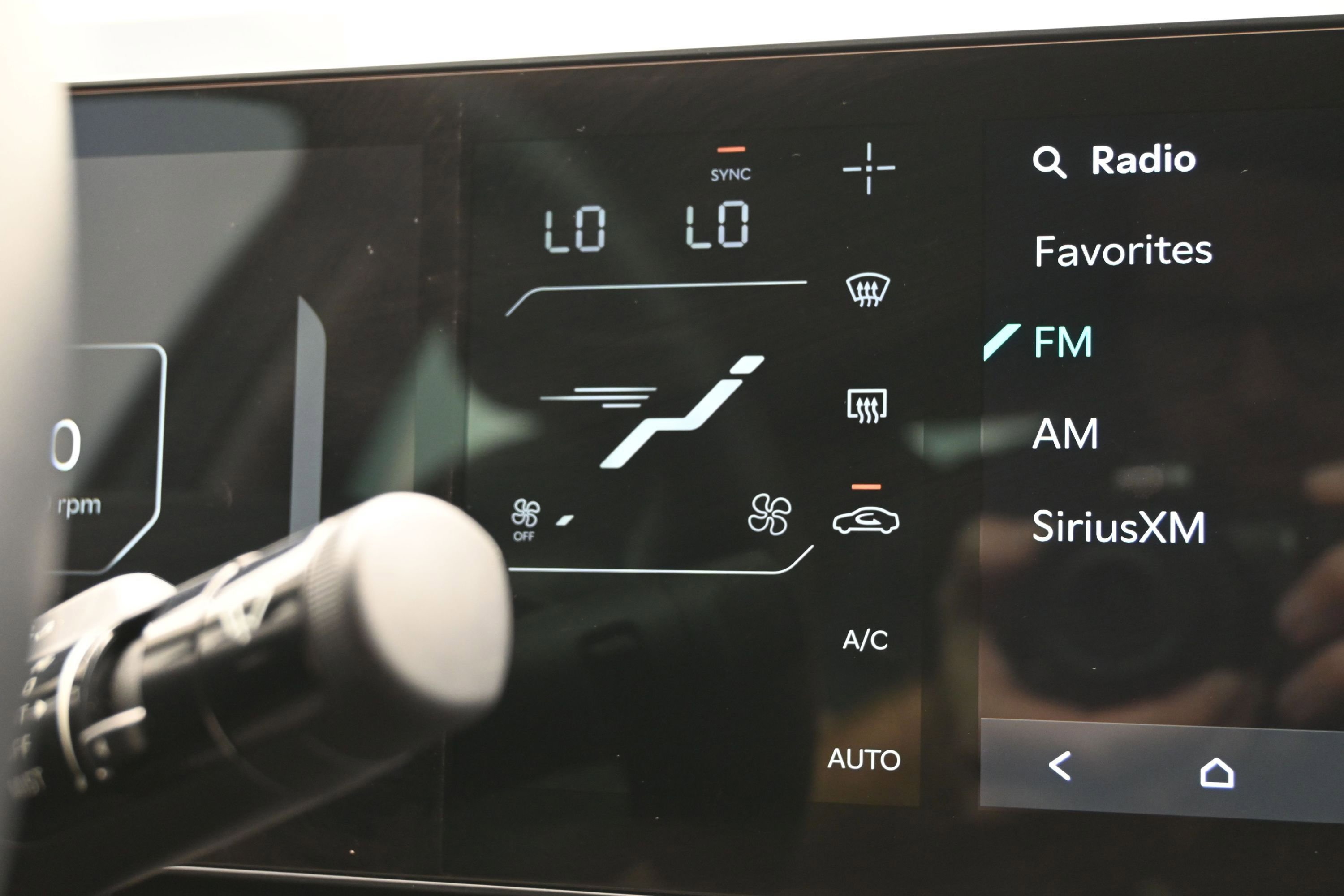 Used 2025 Kia K4 EX FWD image 35