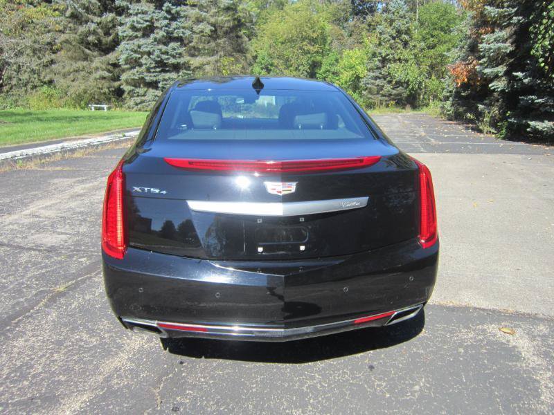 Used 2016 Cadillac XTS Platinum AWD/4WD image 4
