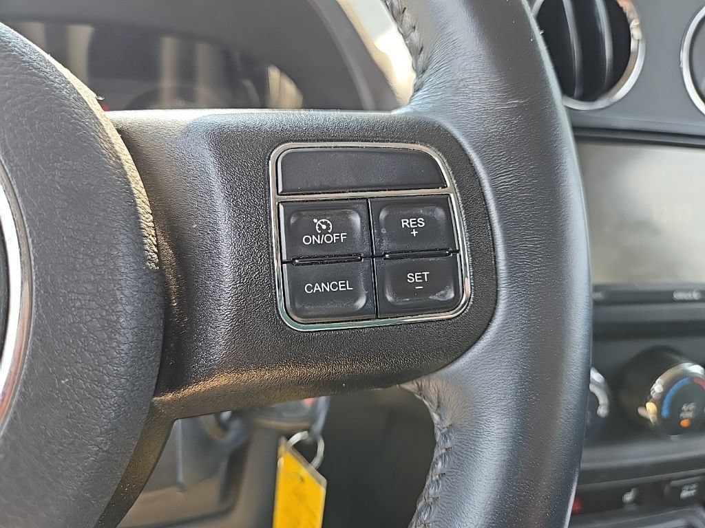 Used 2017 Jeep Patriot High Altitude AWD/4WD image 19