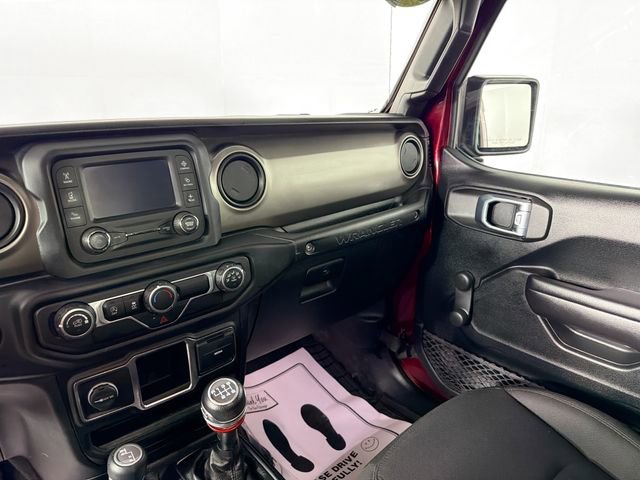 Used 2021 Jeep Wrangler Sport image 22