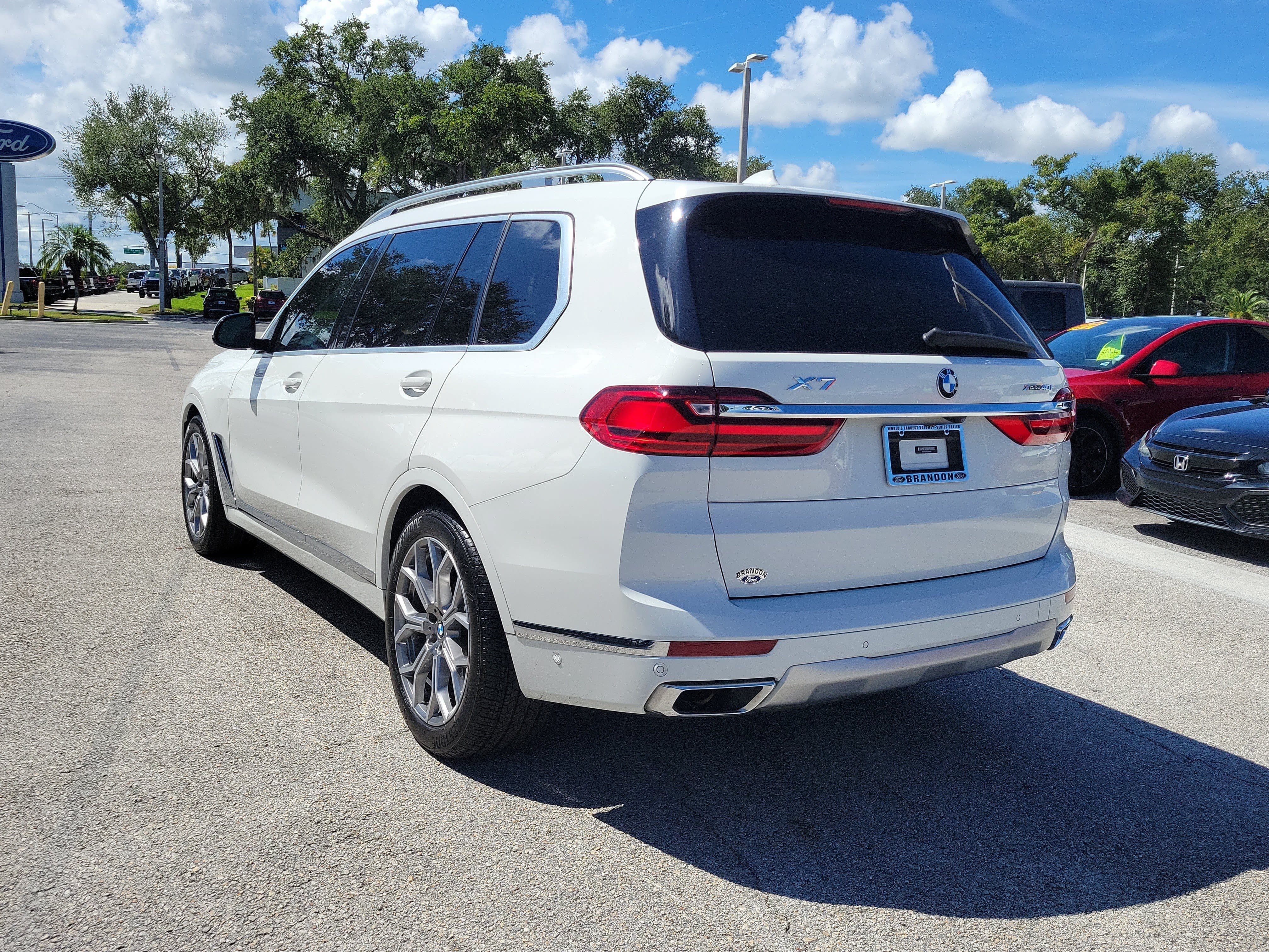 Used 2020 BMW X7 xDrive40i w/ Premium Package AWD/4WD image 7