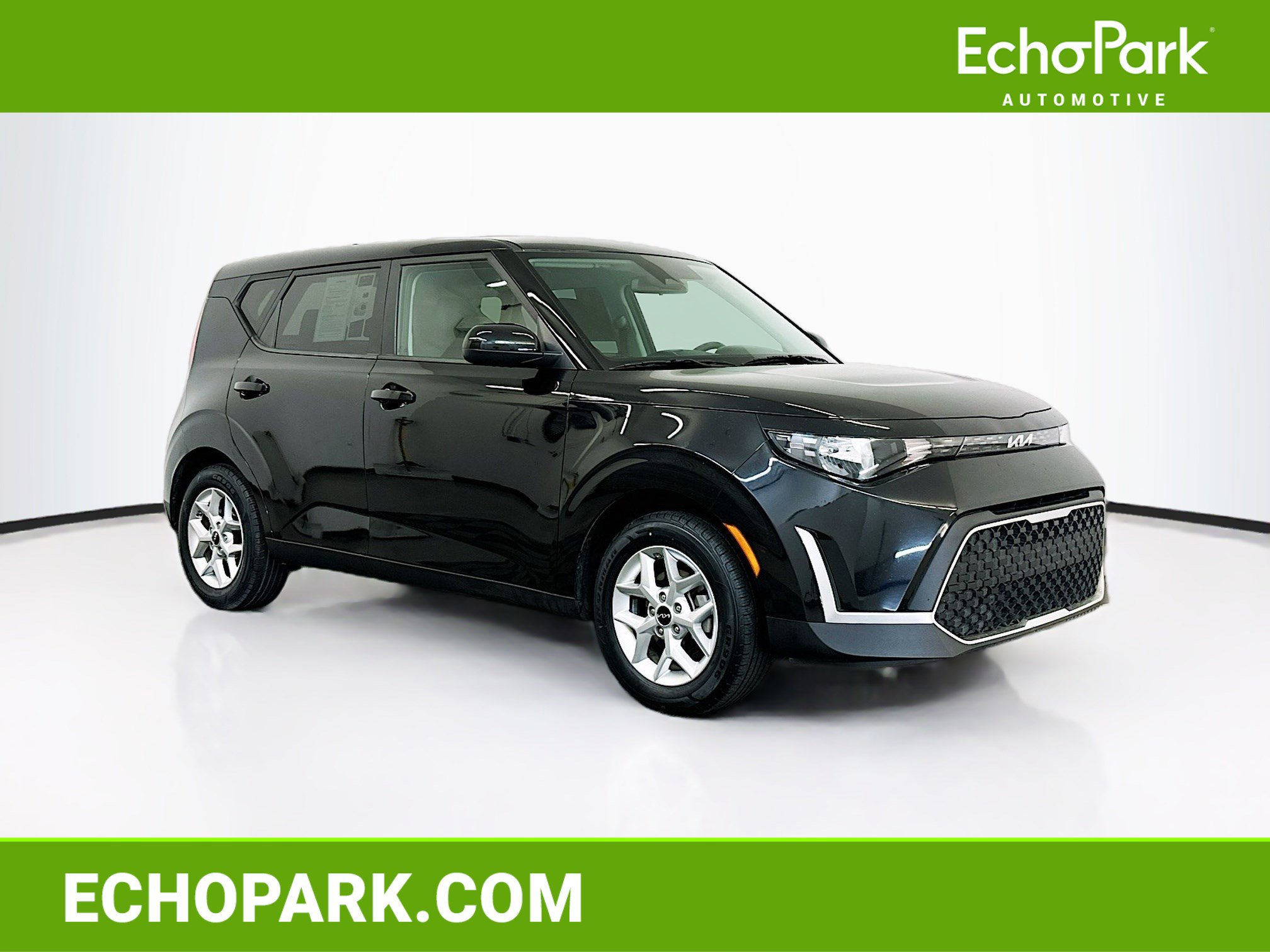 Used 2025 Kia Soul LX w/ LX Technology Package