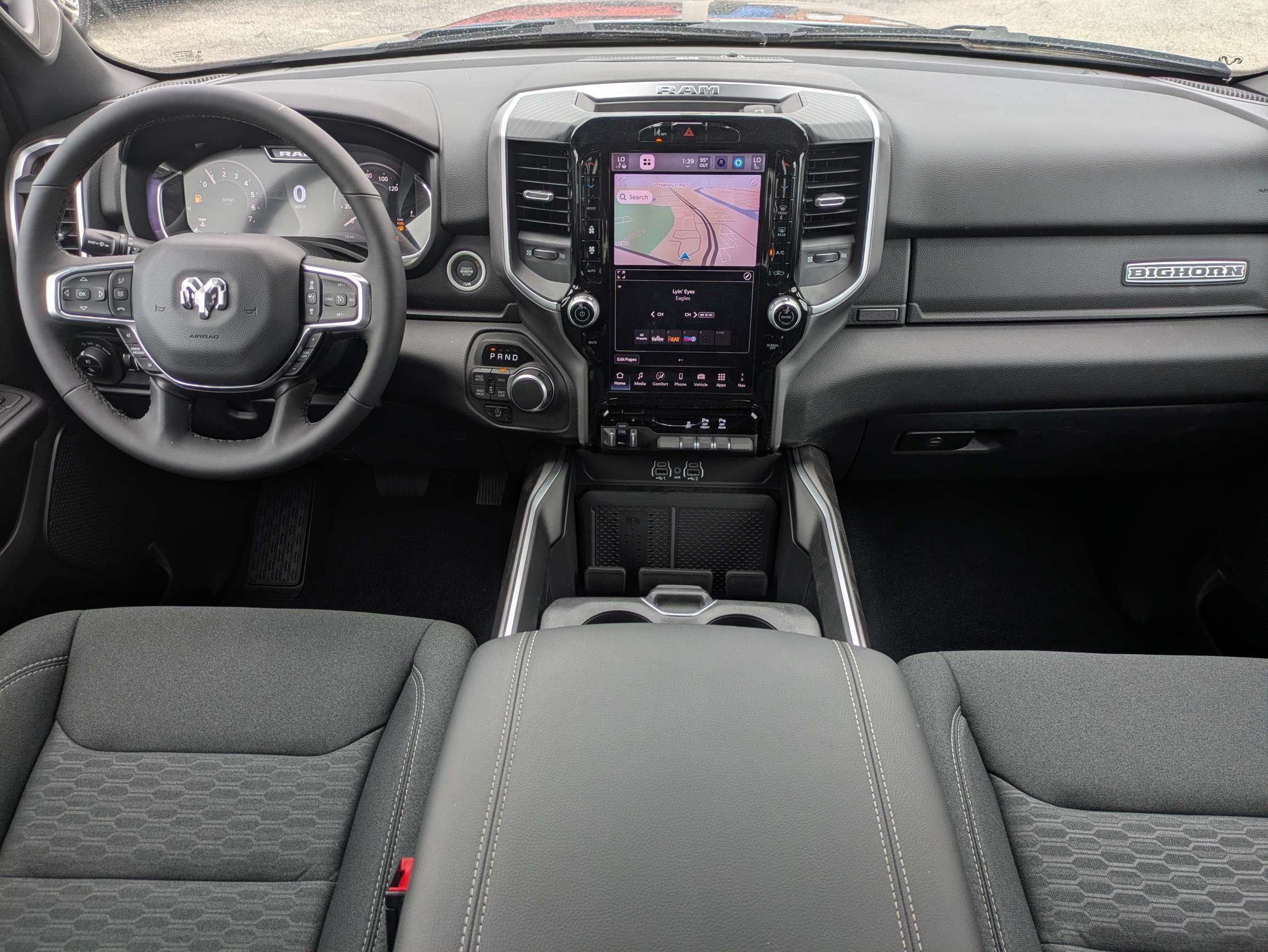 Used 2025 RAM 1500 Big Horn AWD/4WD image 18