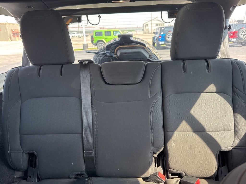 Used 2021 Jeep Wrangler Unlimited Sport image 13