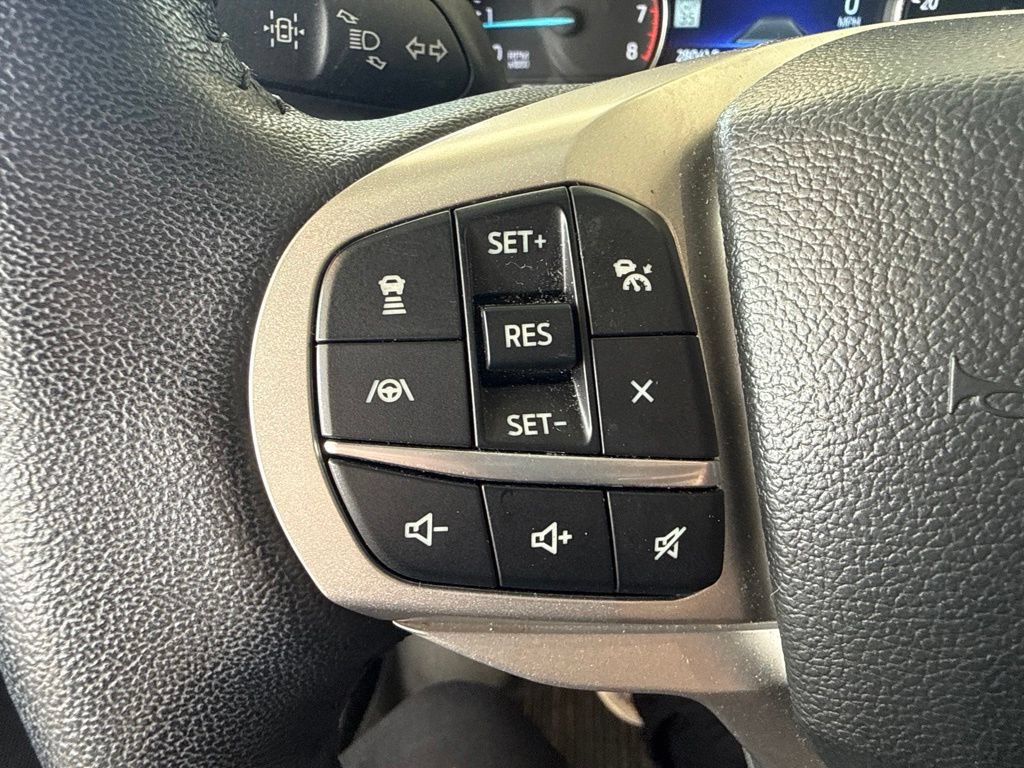 Used 2023 Ford Explorer Limited w/ Limited Technology Package AWD/4WD image 21