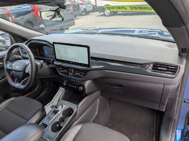 Certified 2023 Ford Escape ST-Line AWD/4WD image 21