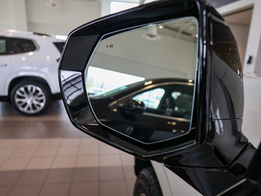 New 2026 GMC Yukon XL AT4 w/ AT4 Premium Plus Package image 36