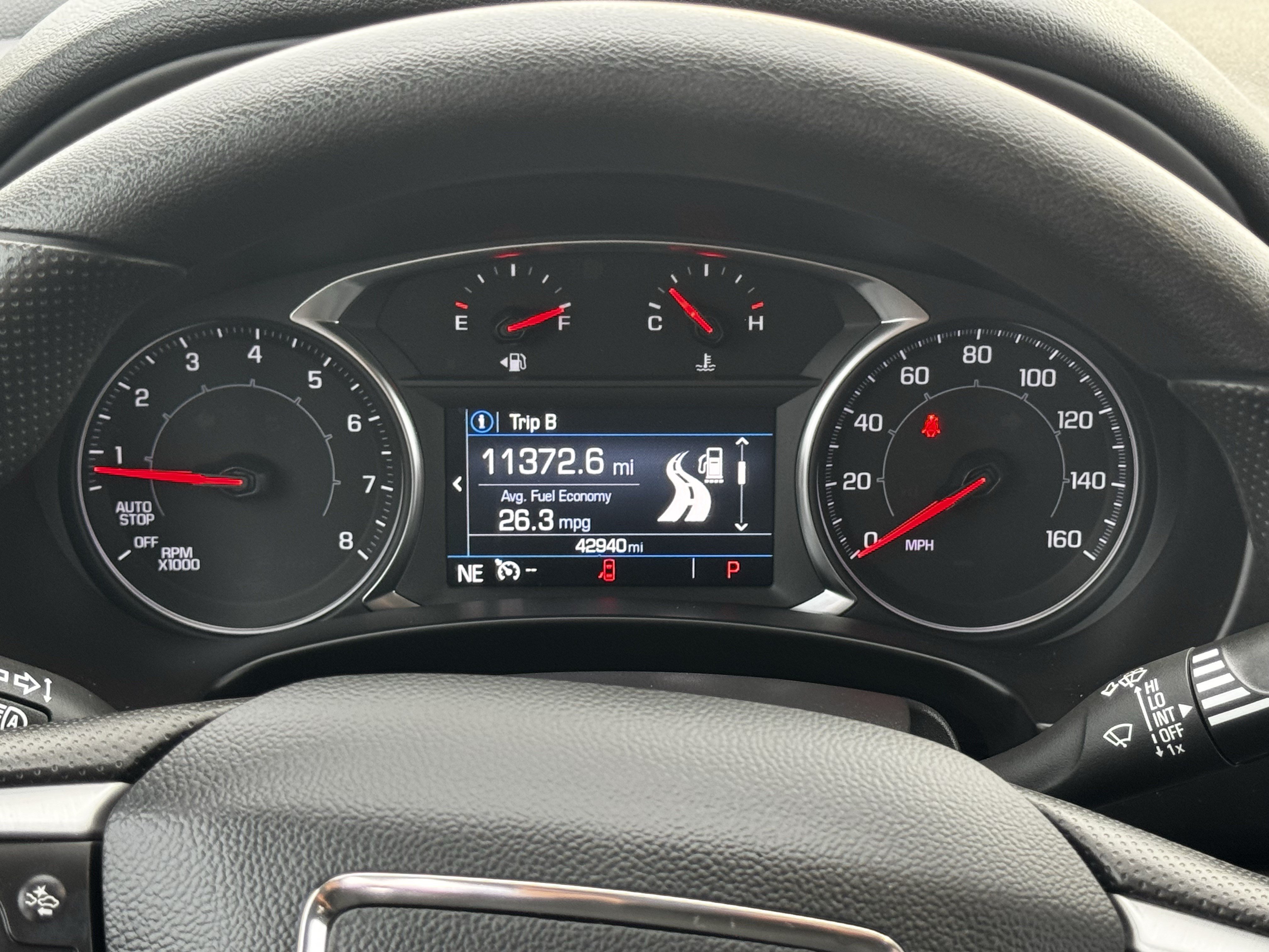 Used 2024 GMC Terrain SLE FWD image 16