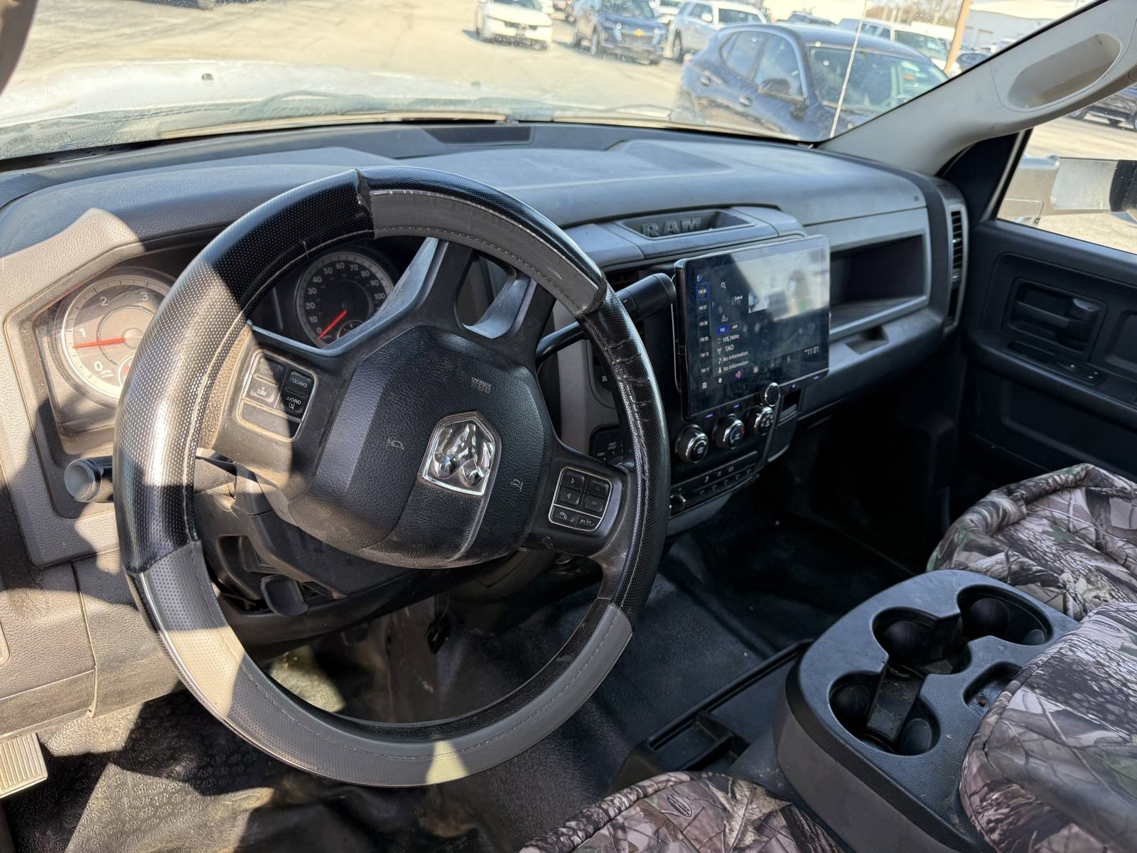 Used 2017 RAM 3500 Tradesman image 4