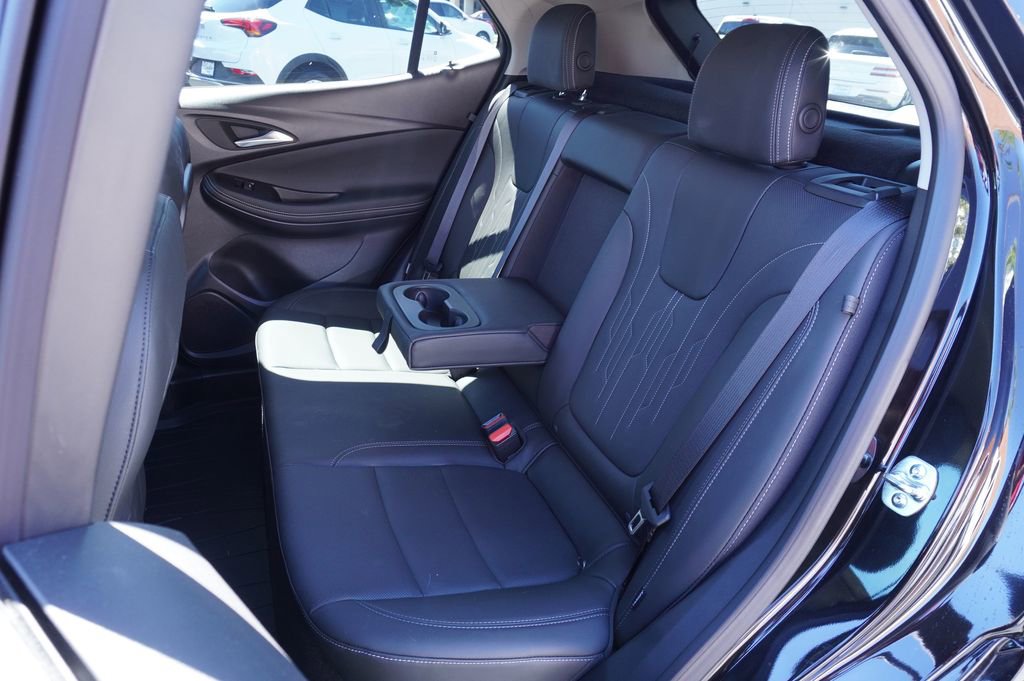 New 2026 Buick Encore GX Avenir w/ Avenir Technology Package image 9