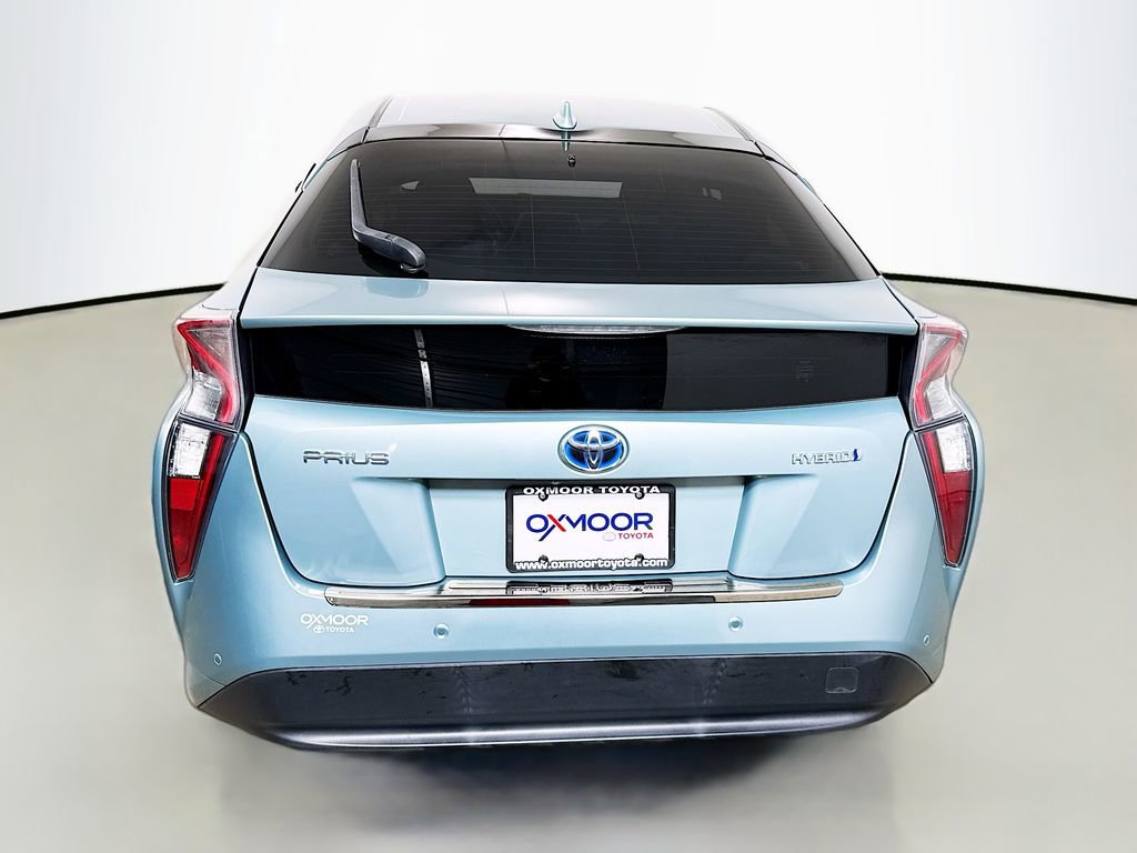 Used 2017 Toyota Prius Two w/ Prius Two Safety Plus Package FWD image 6