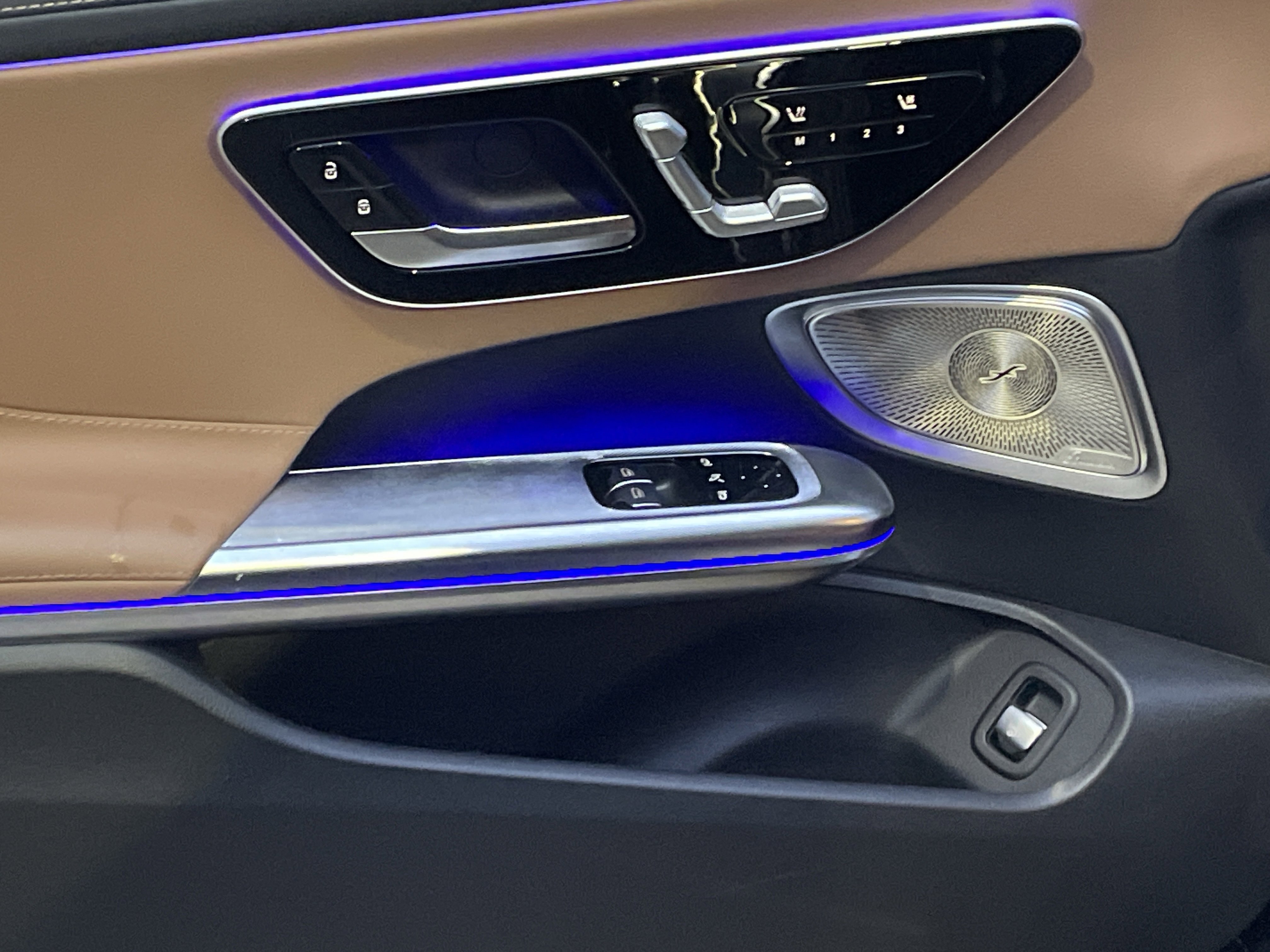 Certified 2024 Mercedes-Benz CLE 300 4MATIC Coupe image 17