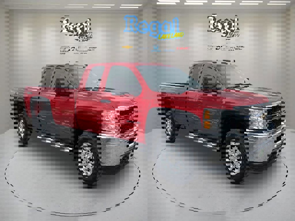 Used 2011 Chevrolet Silverado 3500 LT image 1