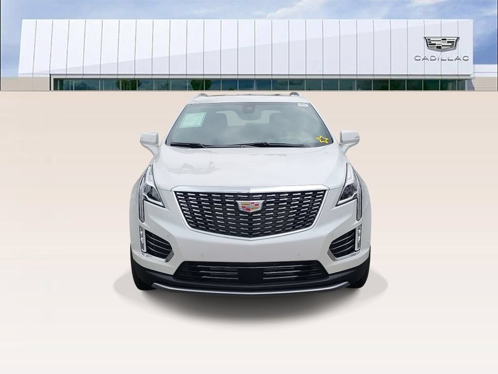 Used 2026 Cadillac XT5 Premium Luxury w/ Driver Assist Package FWD image 3