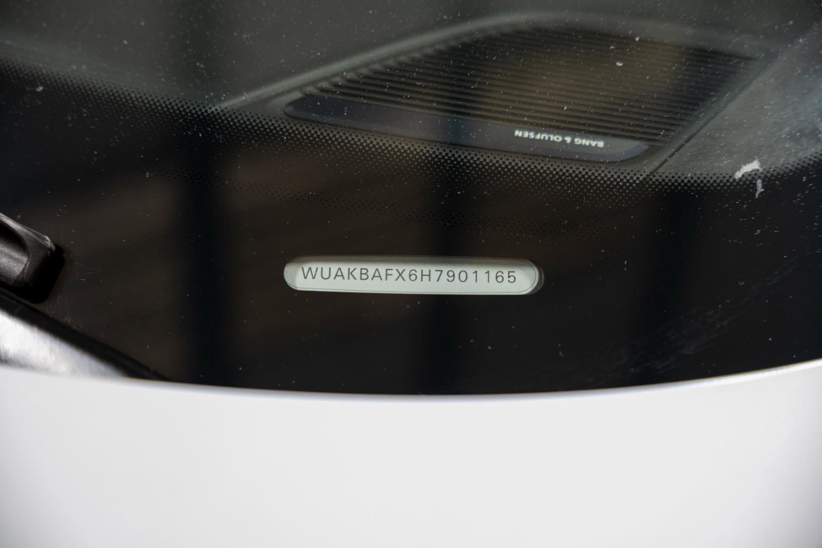 Used 2017 Audi R8 V10 plus w/ Full Leather Package image 53