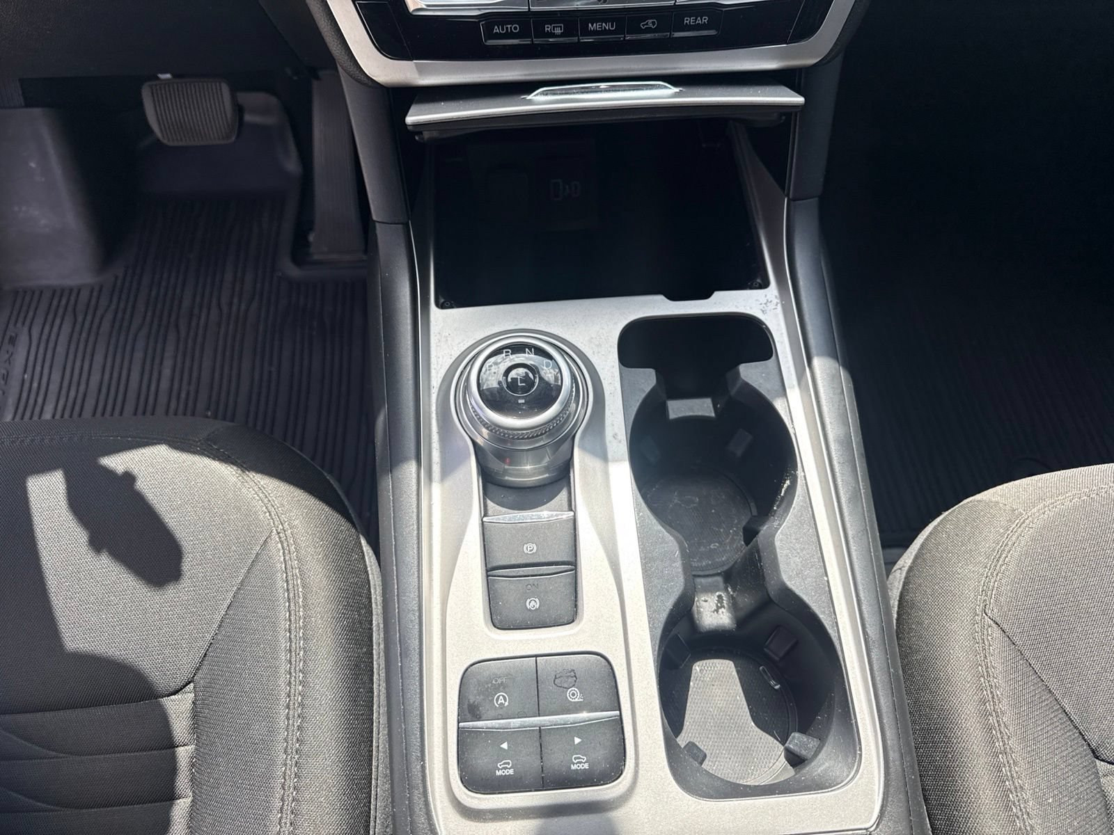 Used 2021 Ford Explorer XLT RWD image 15