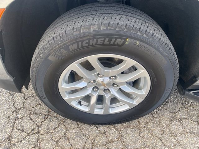Used 2023 Chevrolet Suburban LT AWD/4WD image 10