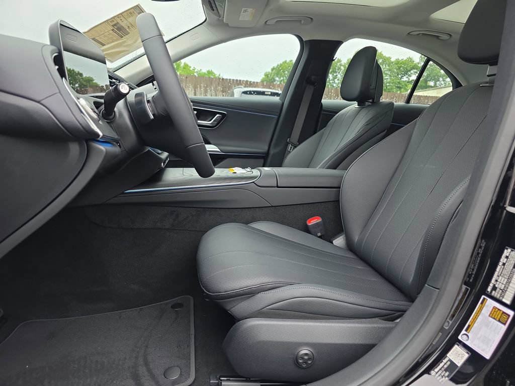 New 2026 Mercedes-Benz E 350 4MATIC Sedan image 10